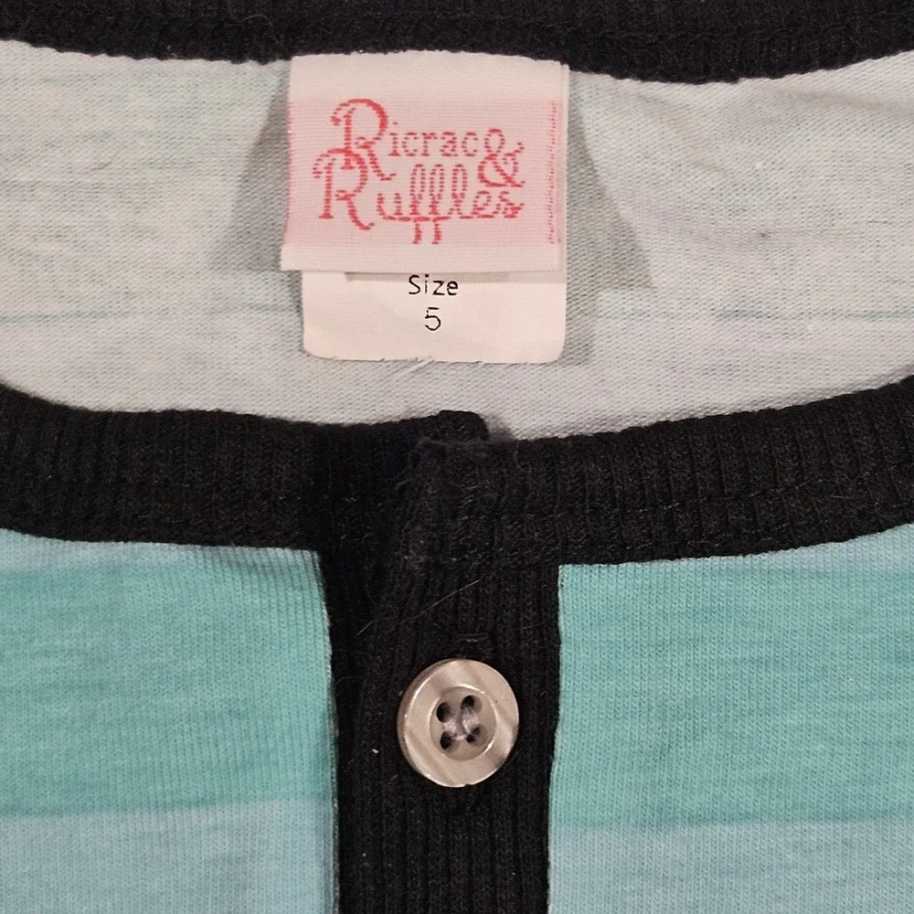 Ric Rac & Ruffles‎ Boys Dino Henley Shirt Sz 5 NWT Green Striped Dinosaur Pocket